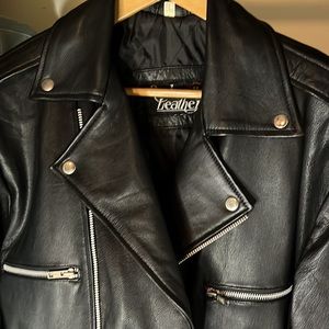 🔥😎Real Leather Motorcycle jacket Black leather zipper strap size large
